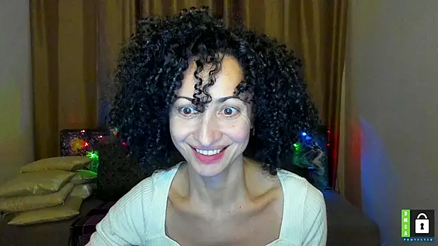 Snapshot of Arianasweety23 chatting on 11/30/25, 02:48 Arianasweety23 online show from 11/30/25, 02:48