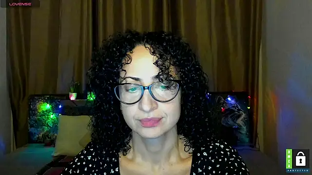 Snapshot of Arianasweety23 chatting on 12/03/25, 06:28 Arianasweety23 online show from 12/03/25, 06:28