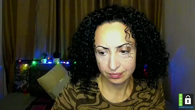 Snapshot of Arianasweety23 chatting on 12/16/25, 06:24 Arianasweety23 online show from 12/16/25, 06:24