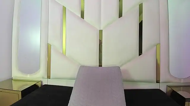 IsabellRodriguez18 online show from 03/24/26, 03:00