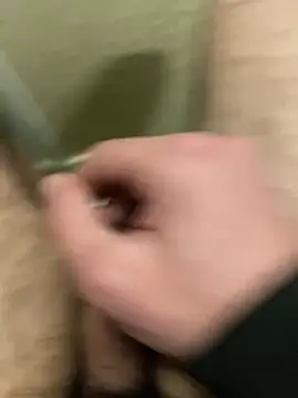 Snapshot of rominoucoquin chatting on 01/05/25, 09:25 rominoucoquin online show from 01/05/25, 09:25