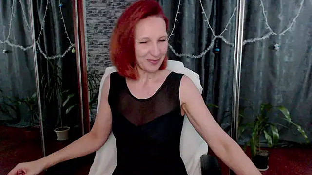 Snapshot of Colibri_ chatting on 01/09/25, 11:24 Colibri online show from 01/09/25, 11:24