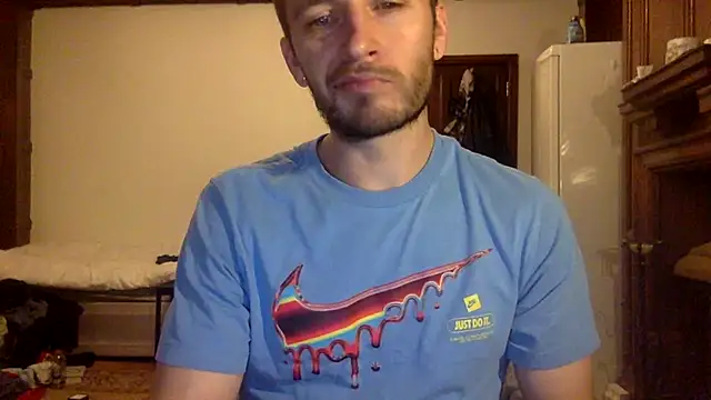 Snapshot of nevermind298079 chatting on 03/11/25, 05:13 nevermind298079 online show from 03/11/25, 05:13