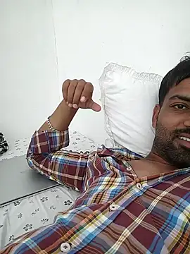 playboyz77 online show from 09/24/25, 05:00