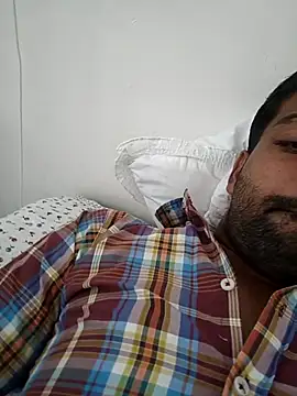 playboyz77 online show from 10/13/25, 05:40