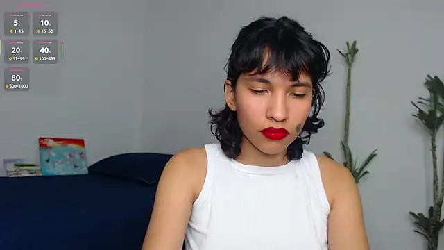 Snapshot of mari_heart chatting on 01/24/25, 11:23 mari heart online show from 01/24/25, 11:23