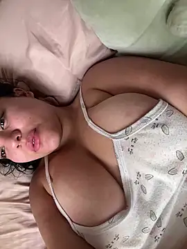 apriil rossee online show from 02/07/25, 03:52