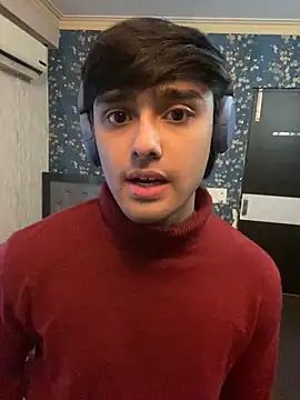 Snapshot of sunny49477 chatting on 01/12/25, 08:14 sunny49477 online show from 01/12/25, 08:14