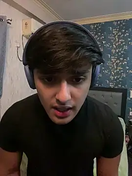 Snapshot of sunny49477 chatting on 02/17/25, 01:32 sunny49477 online show from 02/17/25, 01:32