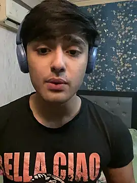 Snapshot of sunny49477 chatting on 02/20/25, 01:51 sunny49477 online show from 02/20/25, 01:51