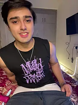 sunny49477 online show from 03/26/26, 06:57