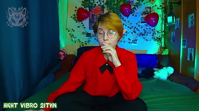 TrickyKitsune online show from 03/14/26, 06:46