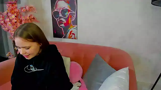 EricaElliott online show from 02/02/25, 04:15