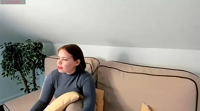 EricaElliott online show from 02/06/25, 09:11