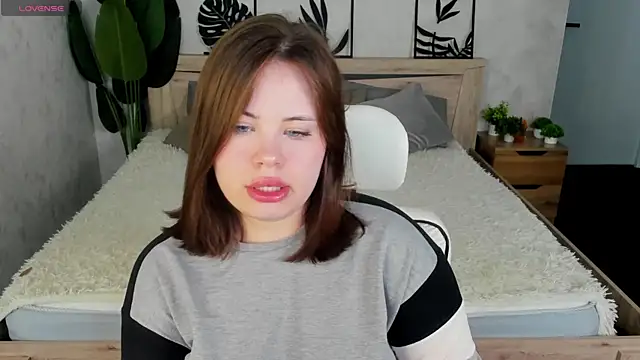 EricaElliott online show from 04/23/26, 09:19