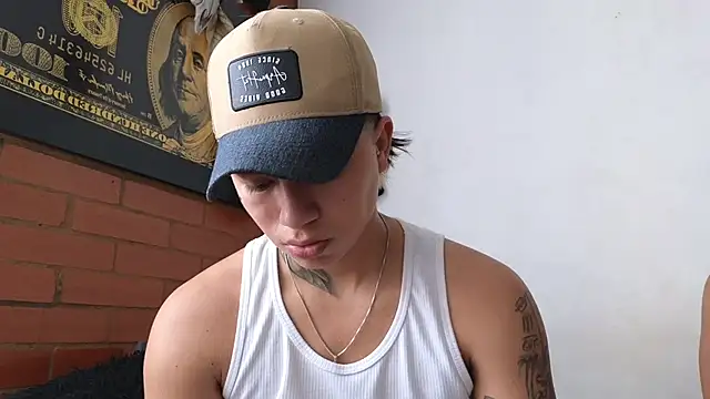 Snapshot of Thiago_x_Sahara chatting on 01/28/25, 02:21 Thiago x Sahara online show from 01/28/25, 02:21