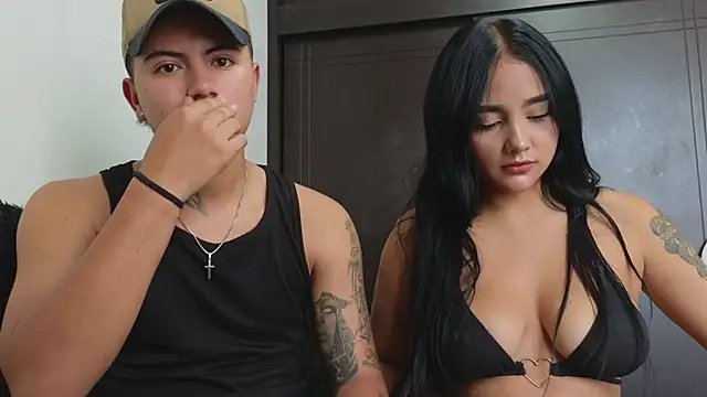 Snapshot of Thiago_x_Sahara chatting on 03/16/25, 01:06 Thiago x Sahara online show from 03/16/25, 01:06