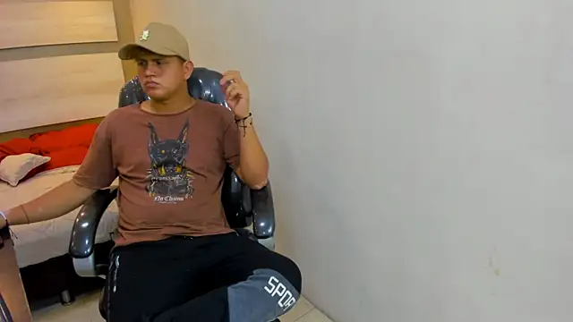 Warning Boy online show from 01/02/25, 09:18