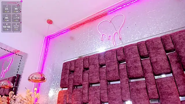 LunaPleasure online show from 04/11/26, 07:45