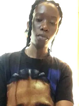 Snapshot of xxSexyTalia28 chatting on 10/31/25, 11:33 xxSexyTalia28 online show from 10/31/25, 11:33