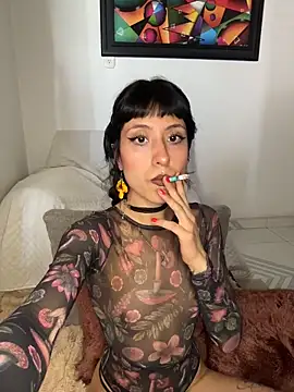 indira k online show from 12/16/25, 03:17