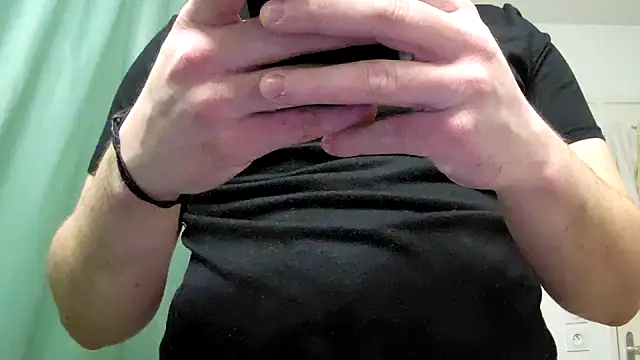 Maxoux02 online show from 02/18/25, 05:21