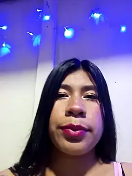 Snapshot of Pamelamilkk_1007 chatting on 01/04/25, 06:30 Pamelamilkk 1007 online show from 01/04/25, 06:30