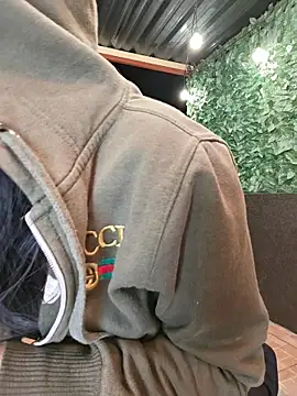 Isabellitasexi38 online show from 04/06/26, 01:58