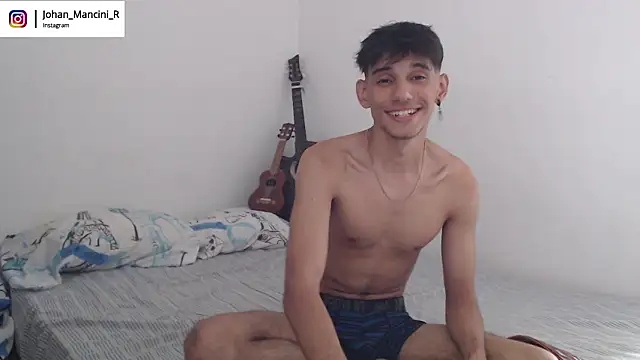 Snapshot of Johan_Mancini_R chatting on 01/21/25, 07:17 Johan Mancini R online show from 01/21/25, 07:17