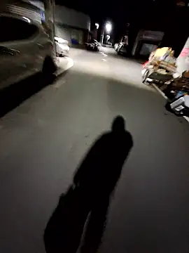 Snapshot of Lee0613 chatting on 12/05/25, 08:05 Lee0613 online show from 12/05/25, 08:05