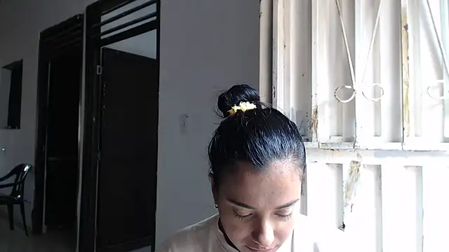 Coral0403 online show from 03/05/25, 07:49