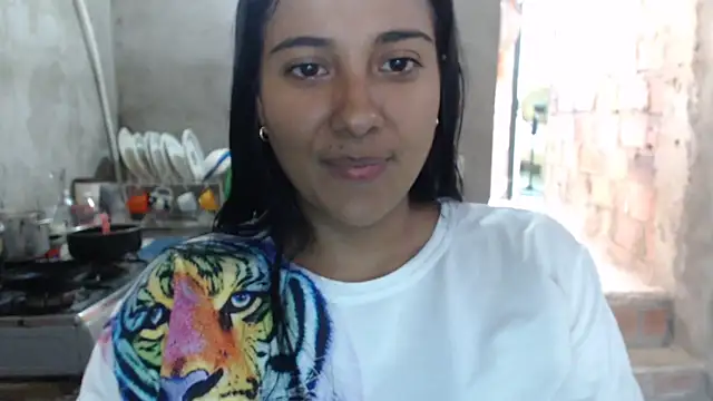 Coral0403 online show from 03/17/25, 07:48