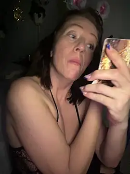 AlessasRoom online show from 04/05/26, 07:05