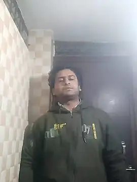 Snapshot of indihotguy chatting on 02/10/25, 08:10 indihotguy online show from 02/10/25, 08:10