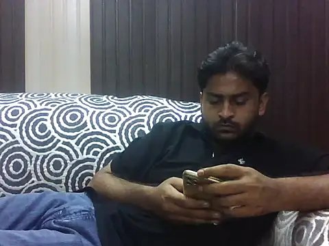 Snapshot of indihotguy chatting on 09/23/25, 02:09 indihotguy online show from 09/23/25, 02:09