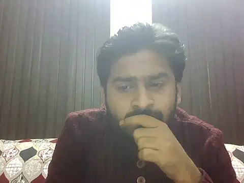 Snapshot of indihotguy chatting on 11/08/25, 04:29 indihotguy online show from 11/08/25, 04:29