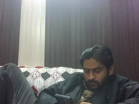 Snapshot of indihotguy chatting on 11/10/25, 12:59 indihotguy online show from 11/10/25, 12:59