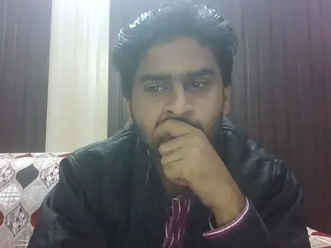 Snapshot of indihotguy chatting on 11/20/25, 11:21 indihotguy online show from 11/20/25, 11:21