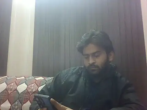 Snapshot of indihotguy chatting on 12/02/25, 10:31 indihotguy online show from 12/02/25, 10:31