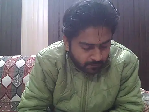 Snapshot of indihotguy chatting on 12/16/25, 05:45 indihotguy online show from 12/16/25, 05:45