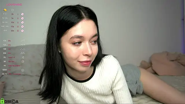 Snapshot of LittleOriana chatting on 02/28/26, 04:13 LittleOriana online show from 02/28/26, 04:13