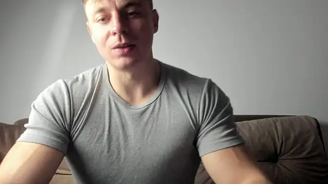 Snapshot of o_r_b_i_t chatting on 12/25/24, 03:17 o r b i t online show from 12/25/24, 03:17