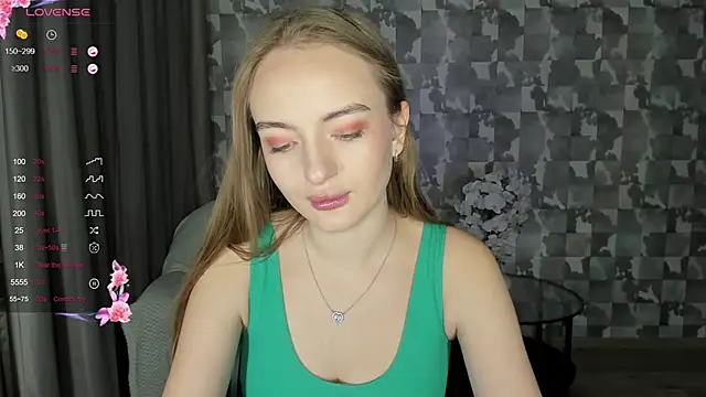 A delina online show from 02/07/25, 03:19