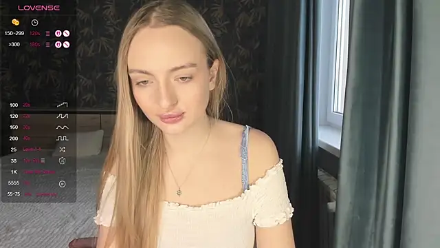 A delina online show from 02/04/26, 01:39