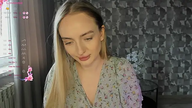 A delina online show from 04/14/26, 08:31