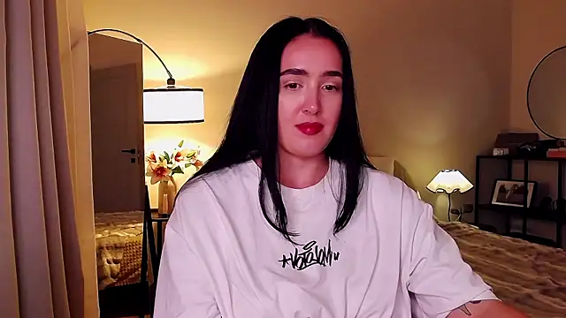 KimKhallifa online show from 07/10/26, 08:11