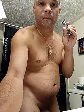 Snapshot of 3patica chatting on 03/21/25, 10:06 3patica online show from 03/21/25, 10:06