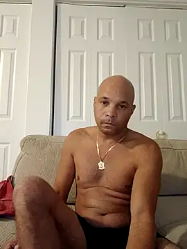 Snapshot of 3patica chatting on 10/15/25, 03:34 3patica online show from 10/15/25, 03:34