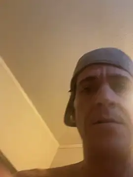 Snapshot of 87Mac87 chatting on 12/02/25, 09:10 87Mac87 online show from 12/02/25, 09:10