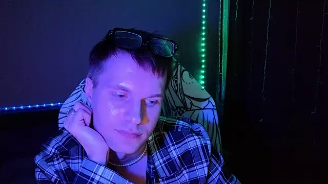 Leonnextdoor online show from 01/16/25, 02:30